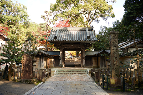 Sanmon gate